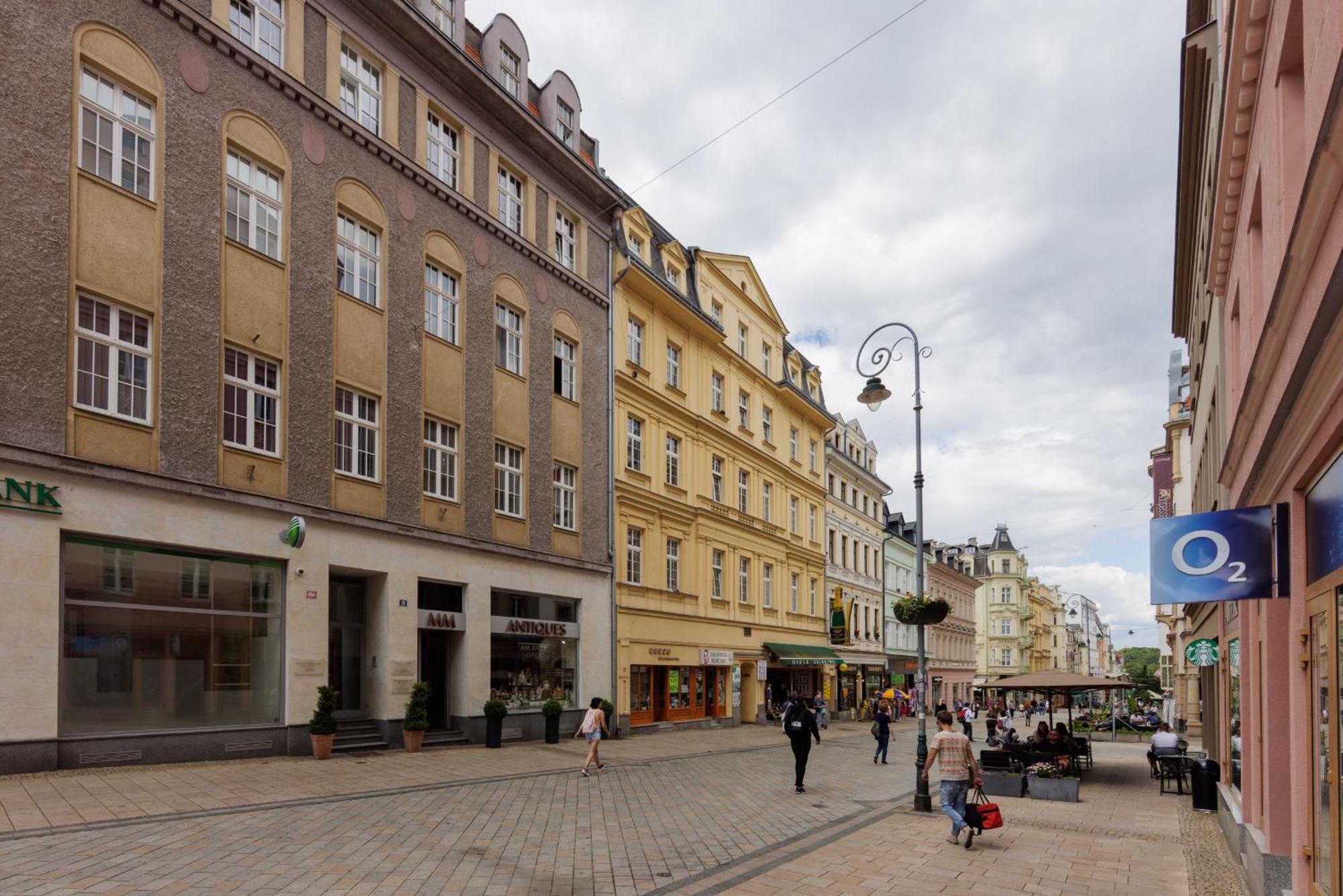 Stylish Centre Apartment Tgm Karlovy Vary Bagian luar foto
